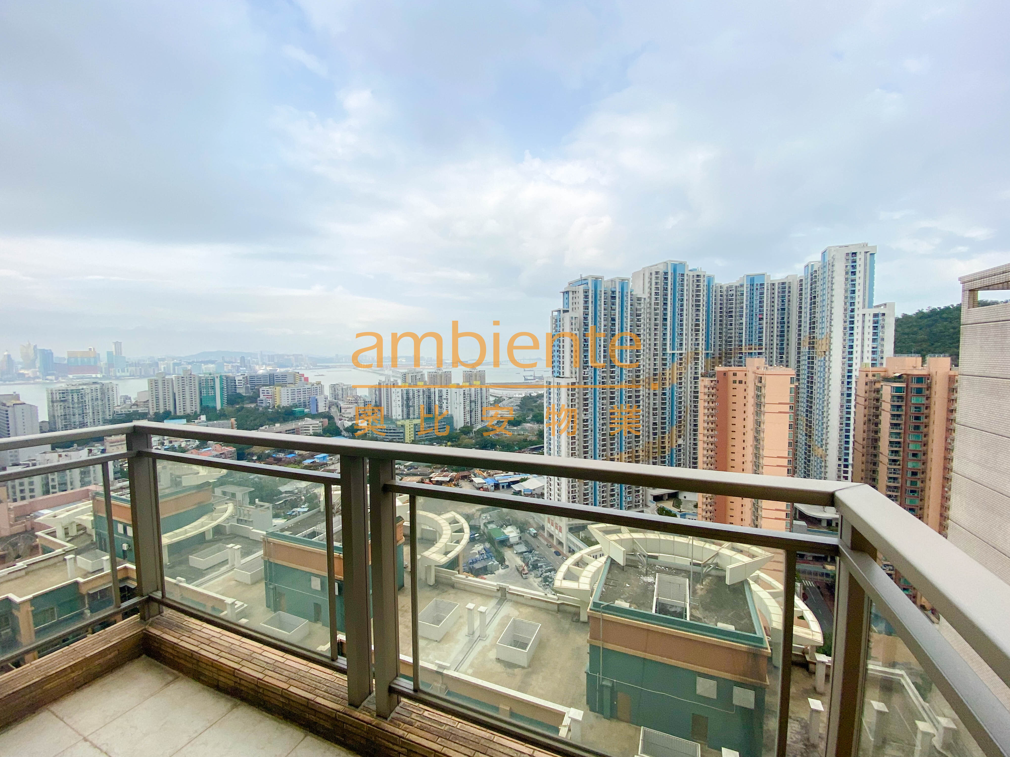 BuckinghamHigh Floor Two Bedroom Home for Rent氹仔 皇族