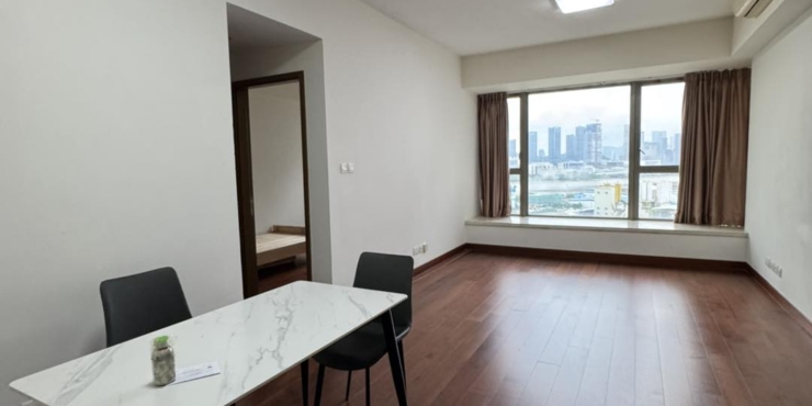 One OasisMid Floor Two Bedroom For Rent金峰南岸