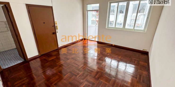Mei On BuildingNewly Refurbished Three Bedroom for Sale美的路 美安大廈